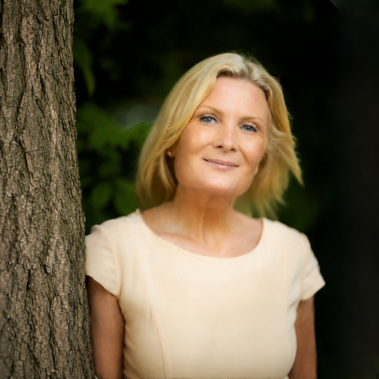 Mette Ballari, Certified Guide, Teacher and Healer, Modern Mystery School